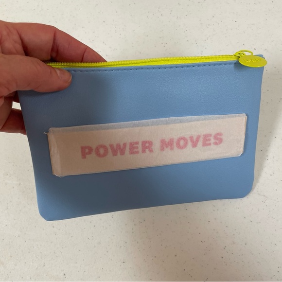 NWOT IPSY “Power Moves” March 2022 Glam Bag - Picture 2 of 6